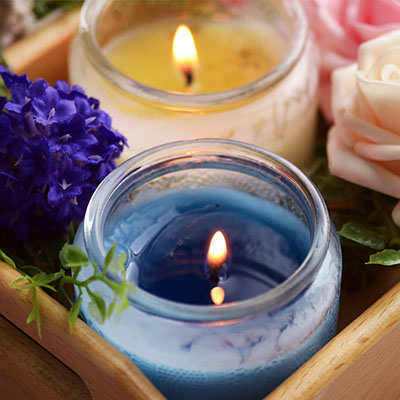 Aromatherapy candles light up your day's good mood